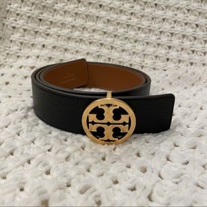 Tory Burch • Reversible Leather Logo Belt
